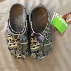 Crocs Men’s Size 9 Womens 11 Realtree Camo
